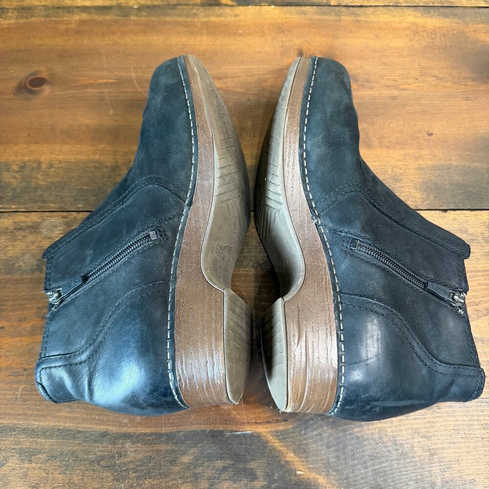 Dansko Women's Barbara Black Burnished Nubuck Ankle Bootie Size 39 US 9 - Picture 7 of 11